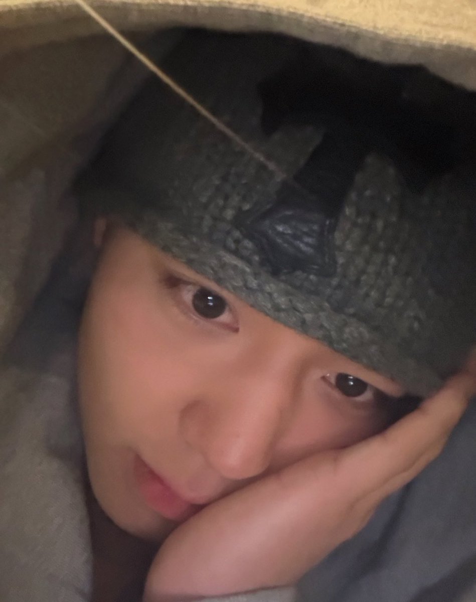 ⦮⑅⦯ tweet media