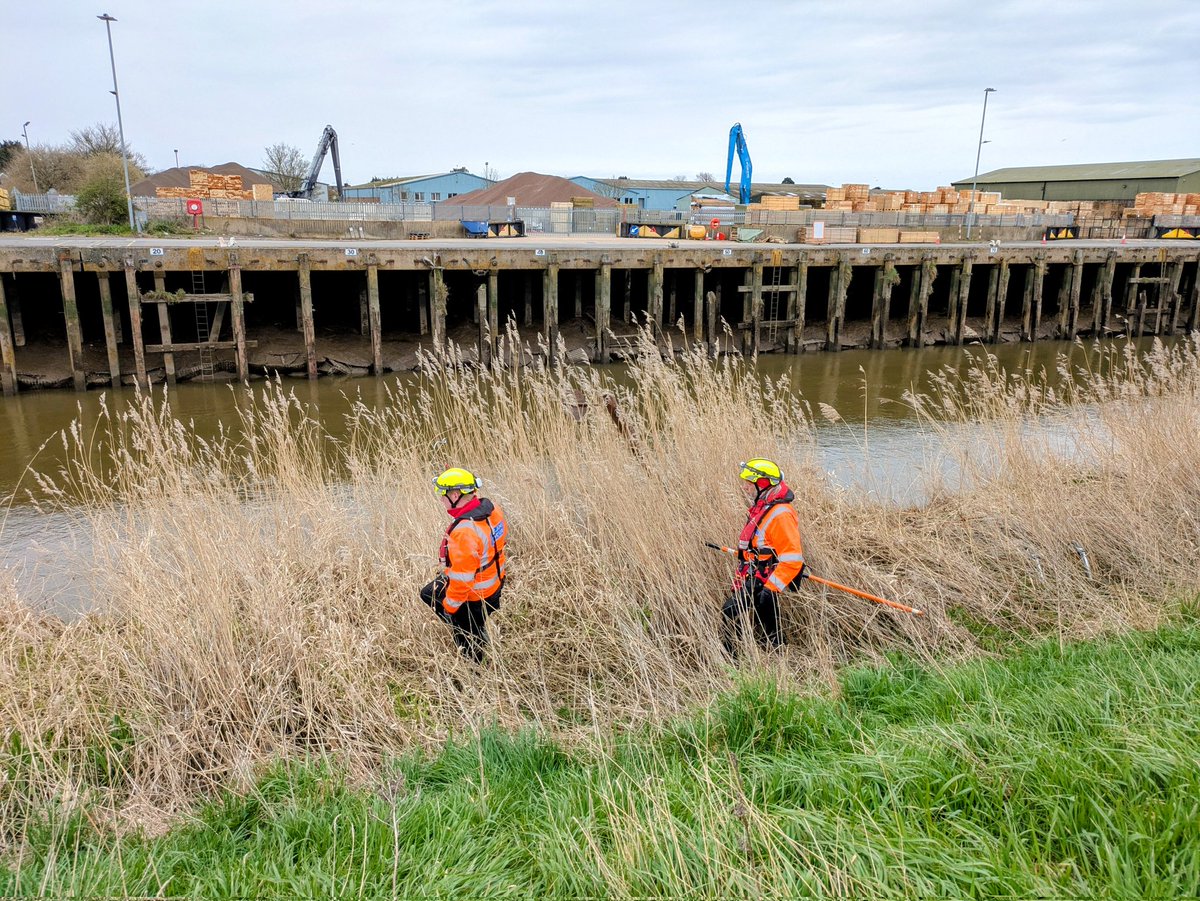 CALLOUT: Sunday March 29
The team has again been assisting in the search for a young man missing in the River Nene in Wisbech. We are working closely to support the police and keep fully committed to the search effort.
#Wisbech #SearchAndRescue #assistingthepolice #AlwaysOnCall