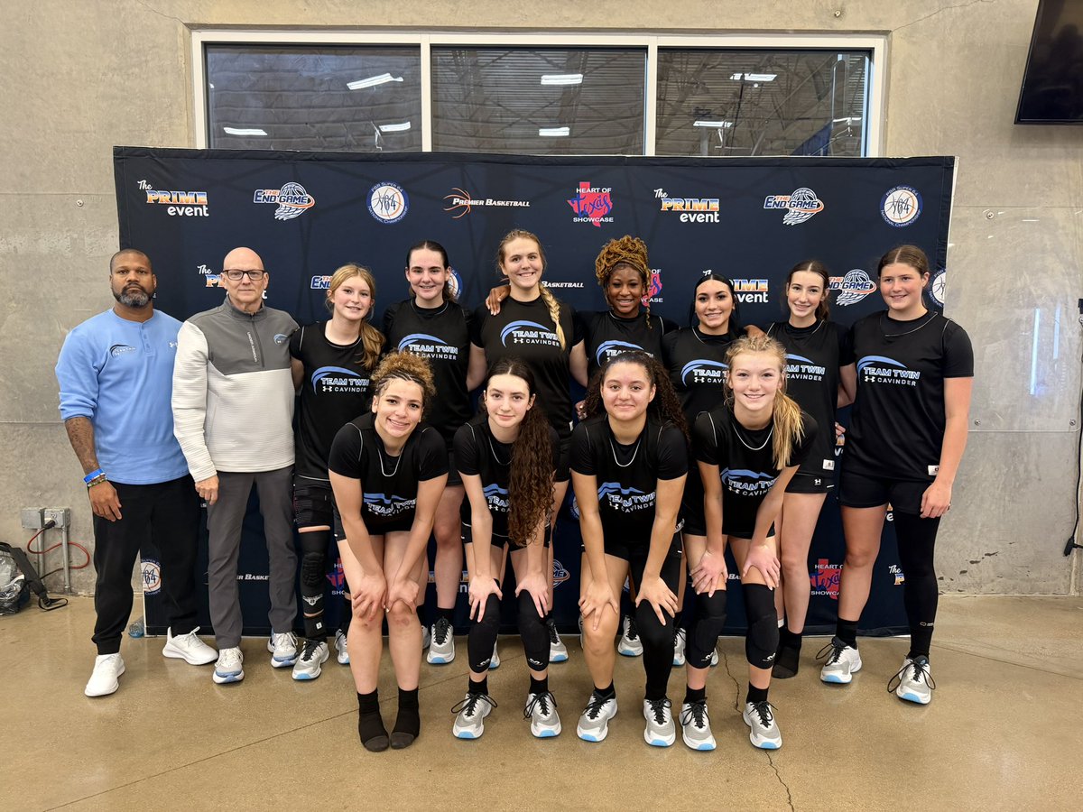 KT_Taylor15's tweet photo. First tourney with my new team @teamtwin_uaa 16u GUAA is in the books. Three games, Three wins and Third place after going 3-0.  Excited for the season to come!! Come see us next at the She’s Ballin Extravaganza in Houston! https://t.co/8fjaQPx8sl