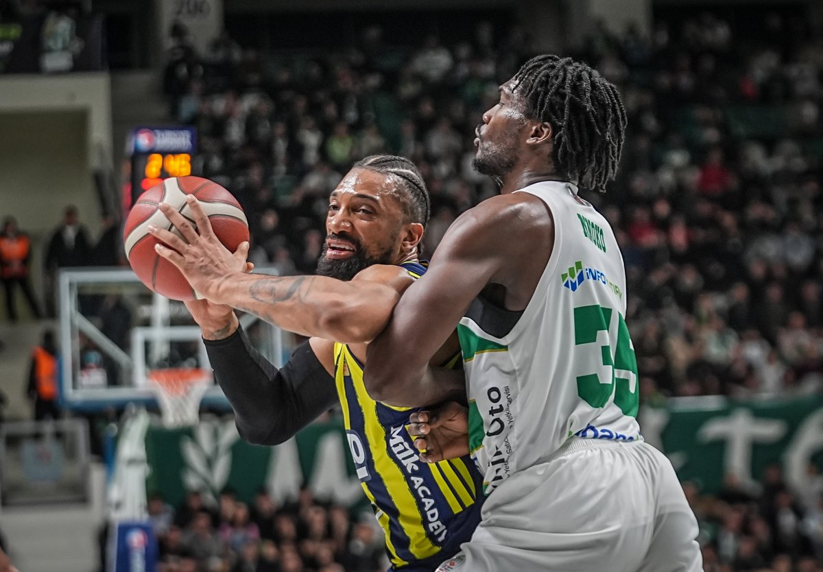 Euroleague Time tweet media