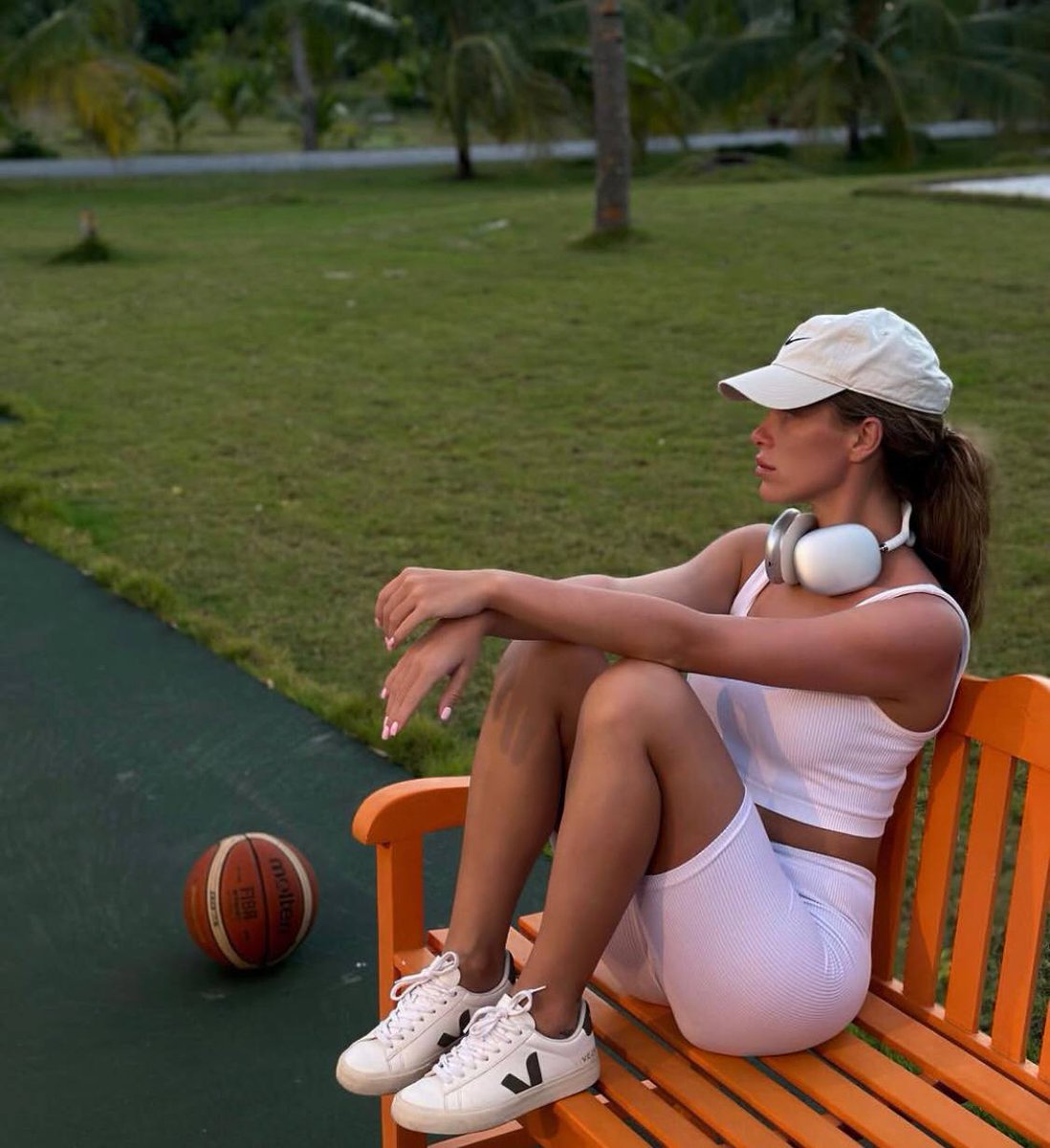 Maria Tischenko tweet media