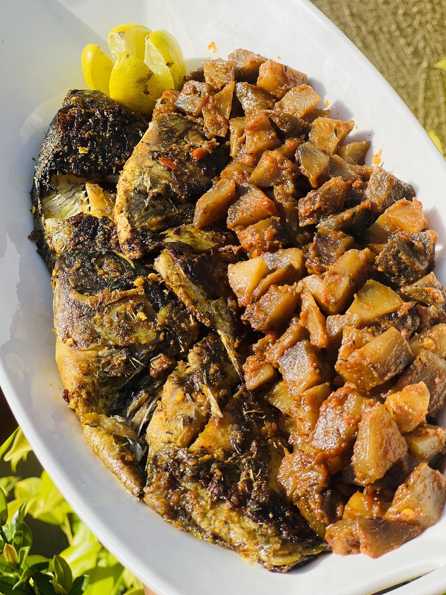 fine fingers,SharifaBites&Bling (Mrs) tweet media