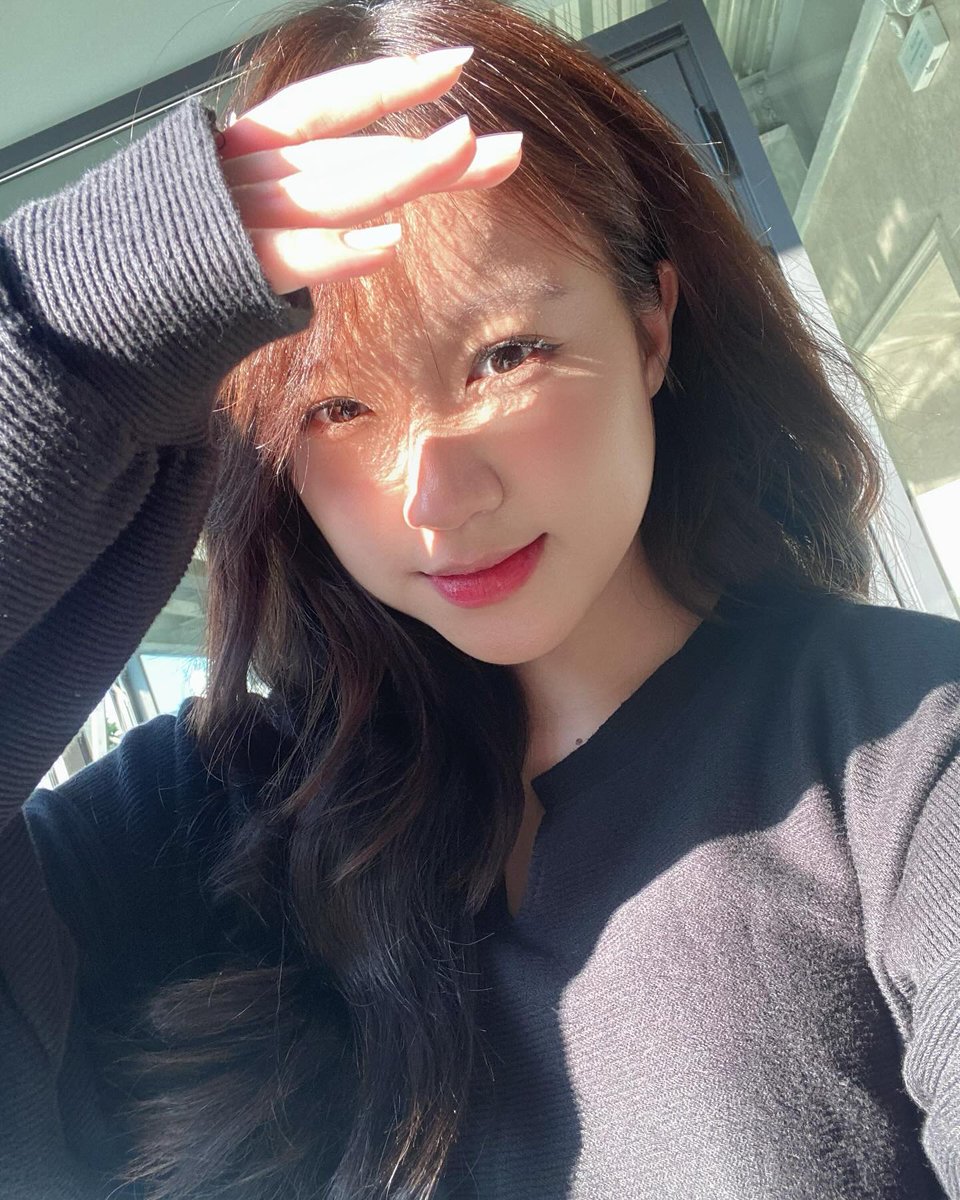 Nadja H. tweet media