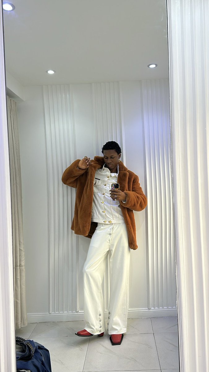 ipreachswag. tweet media