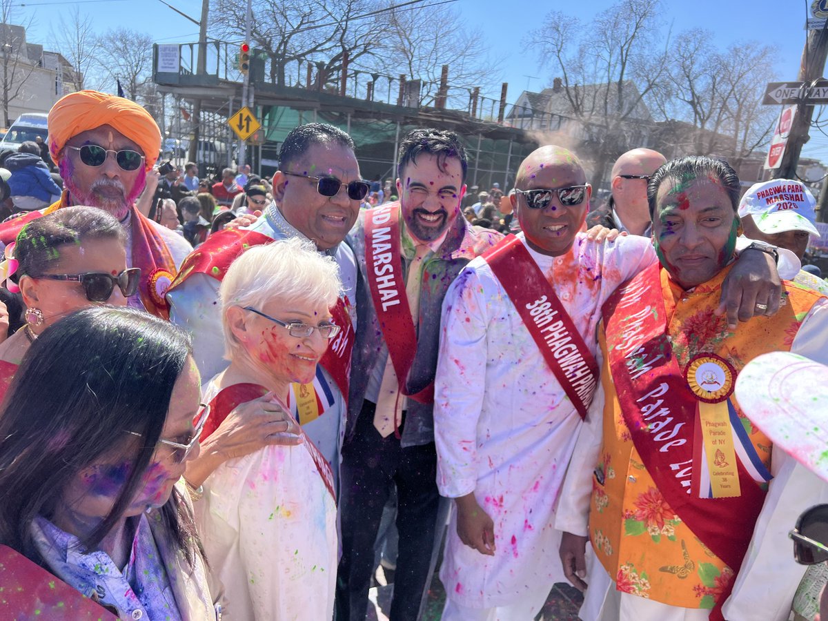 Lynn4NYC's tweet photo. The air was filled with vibrant colors as many Hindu, Sikh, Buddhist &amp; Jain New Yorkers  celebrated Phagwah, a time of new beginnings and the arrival of spring. I got to see a lot of my constituents and a lot of fun was had by all. #Phagwah 
#RichmondHill #District29 https://t.co/LmKX1Fn4qa