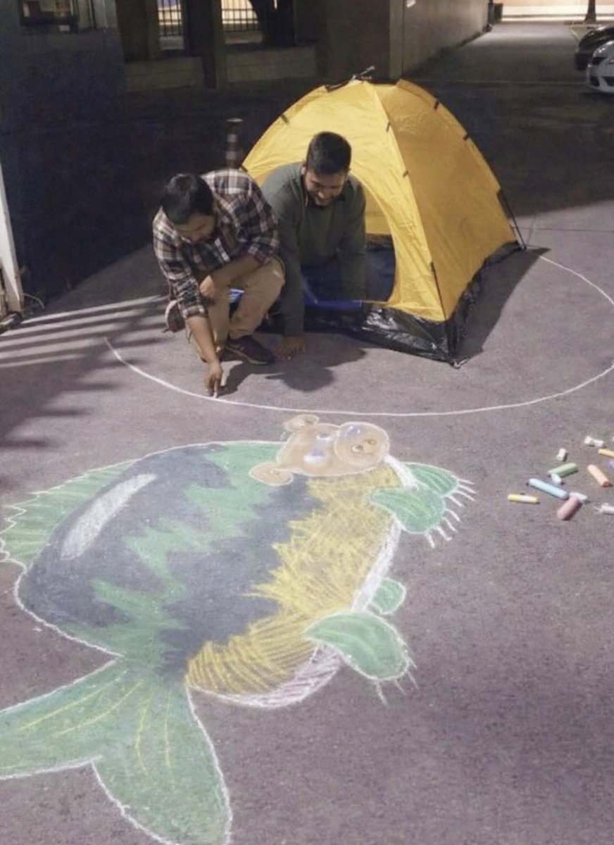 insane poses tweet media