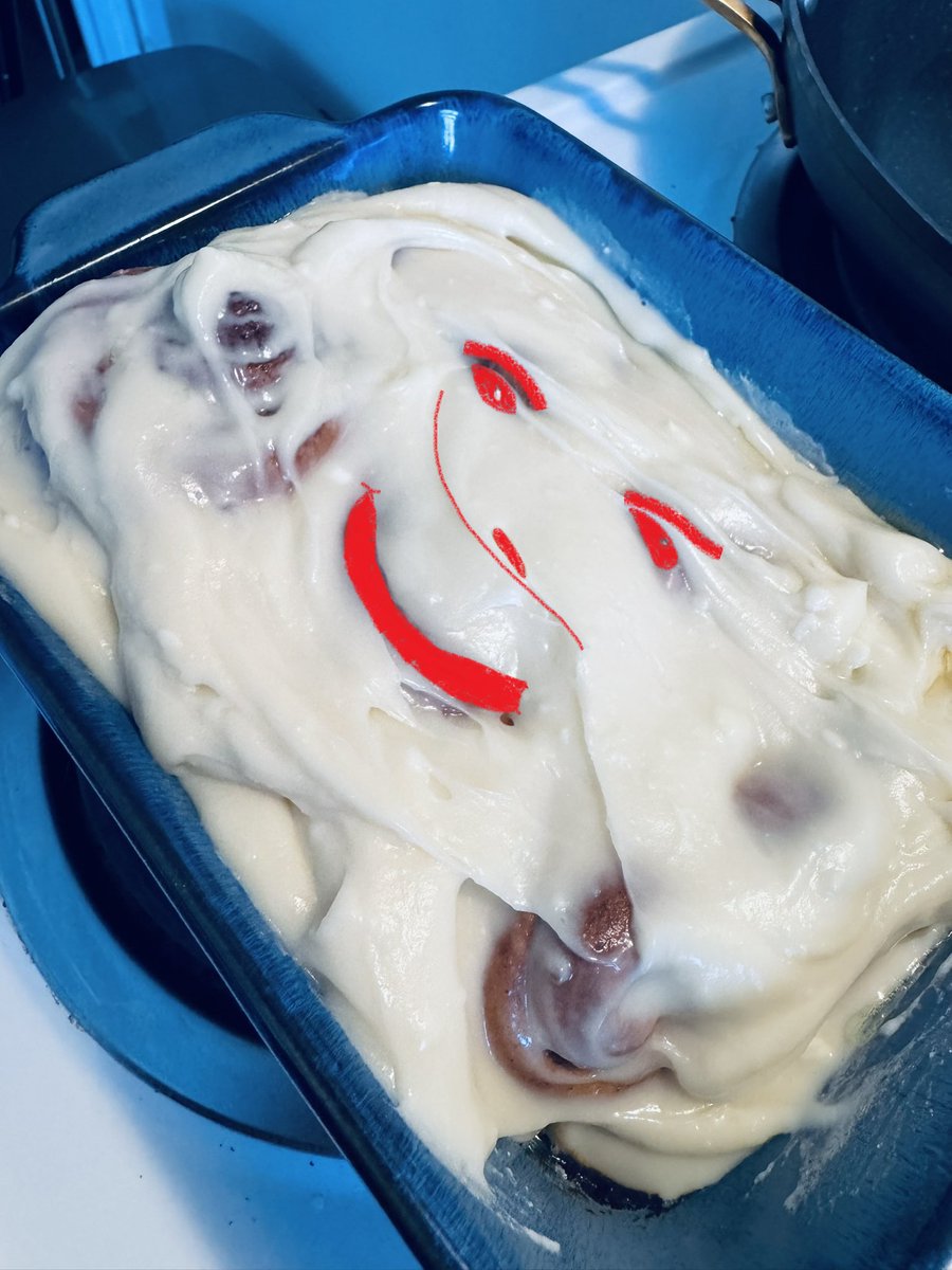 ᗩ ᑎ ᑎ E  tweet media