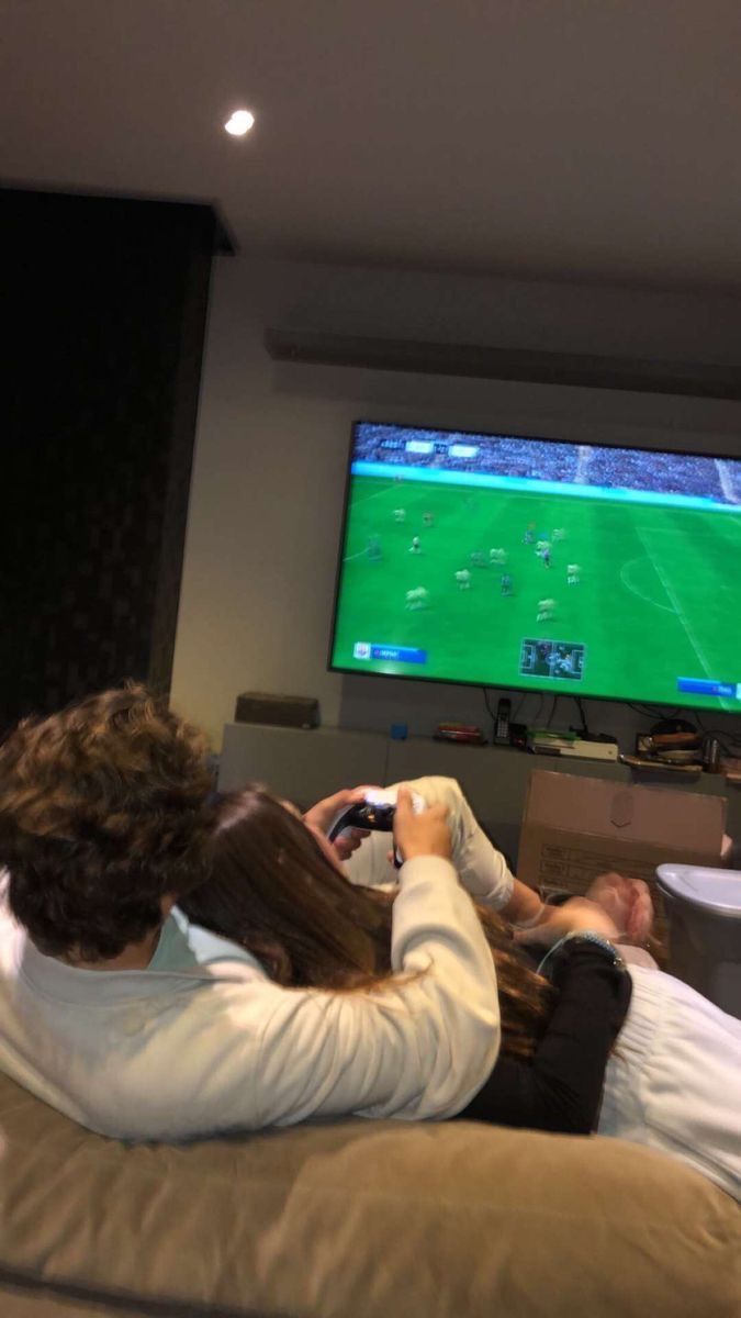 𝗪𝘆𝗮𝘁𝘁 𝗛𝗮𝘆𝗲𝘀 🏒 🇨🇦 tweet media