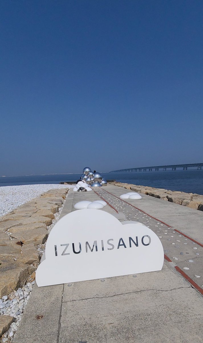 ししまる tweet media