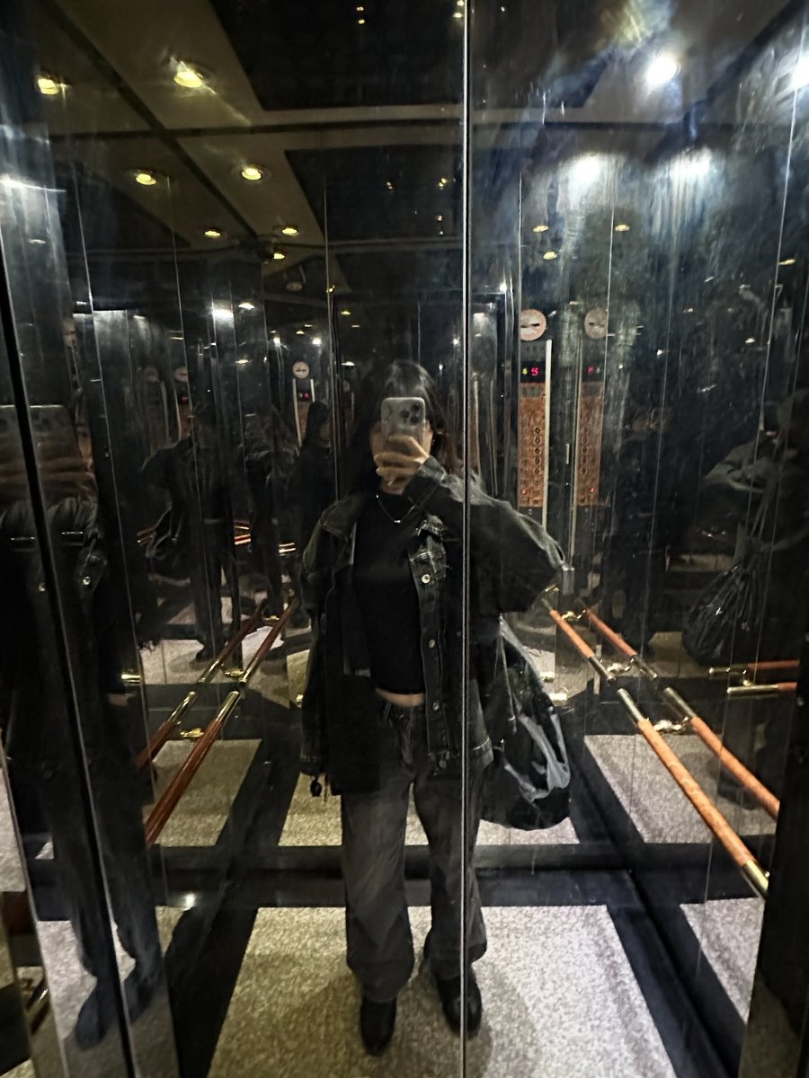 快樂小洋~ tweet media