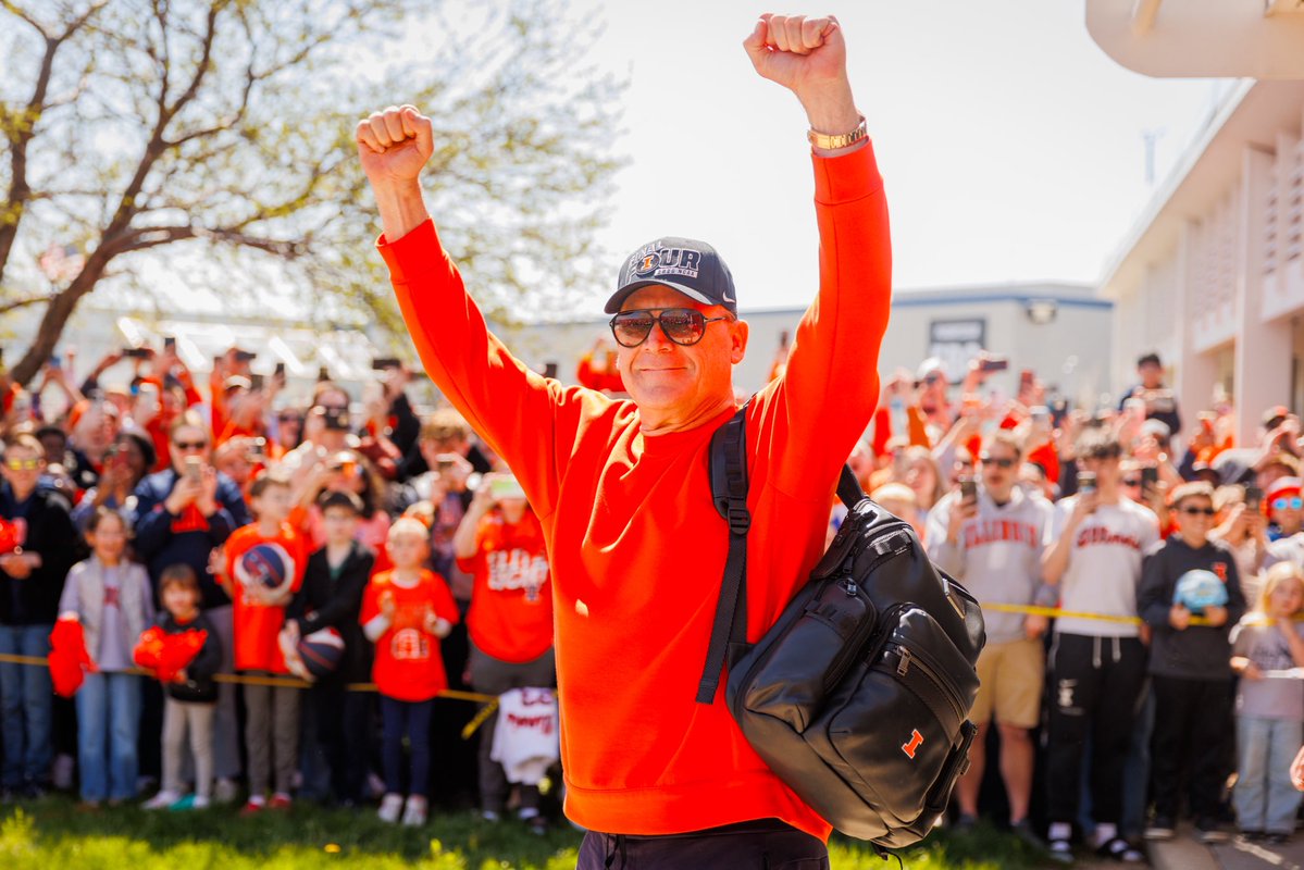 The Champaign Room tweet media