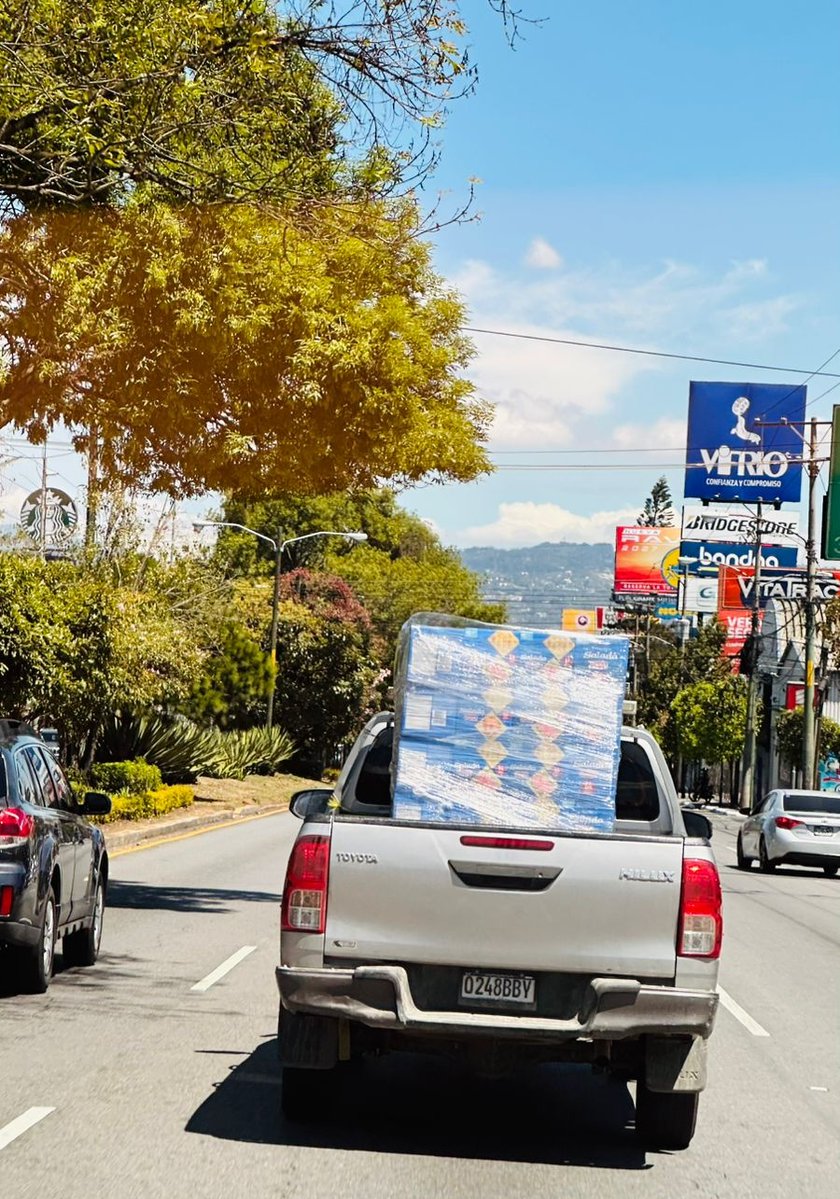 Titi Tavares tweet media