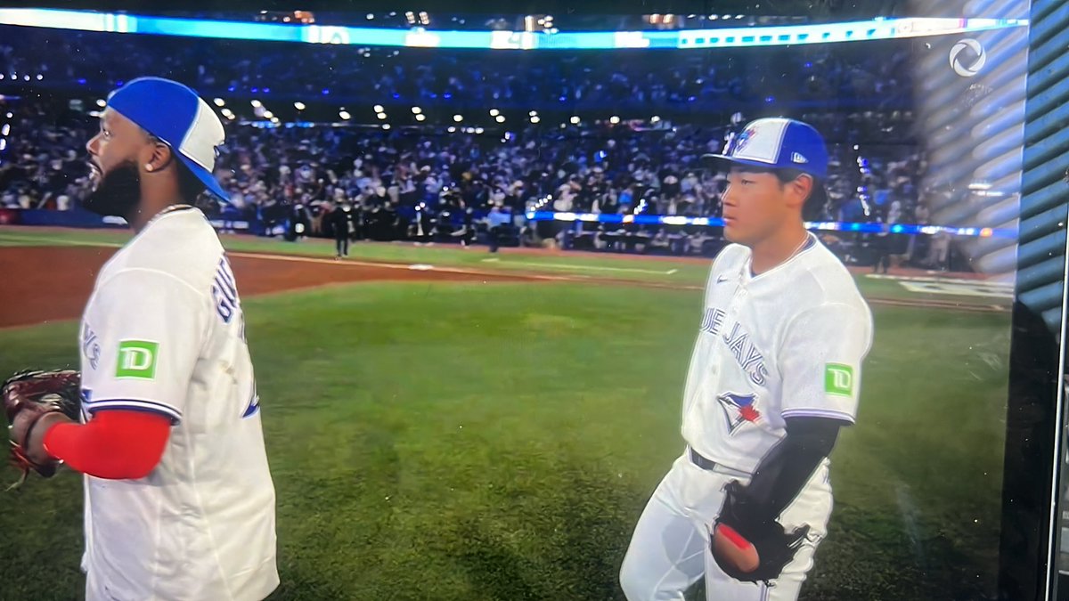 Call Me Sweeps tweet media