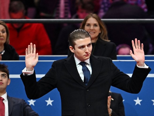 Donald J. Trumpstein fake tweet media