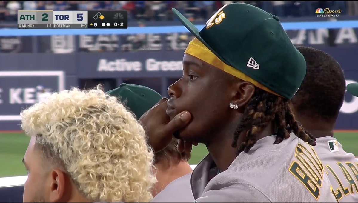 Uprooted tweet media