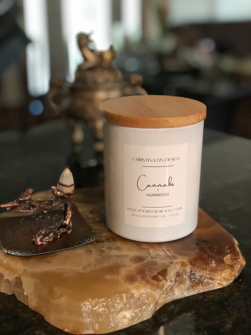 candlebychris's tweet image. Light, relax, repeat ✨ Our Hemp + Soy Wood Wick Luxury Candle fills your space with a calming glow and soothing scent—perfect for unwinding after a long day. 🕯️💛

Discover your new favorite ritual—link in bio. 🌿

#LuxuryCandle #SoyCandle #WoodWick #Ho… instagr.am/p/DWeyFUbmRDC/