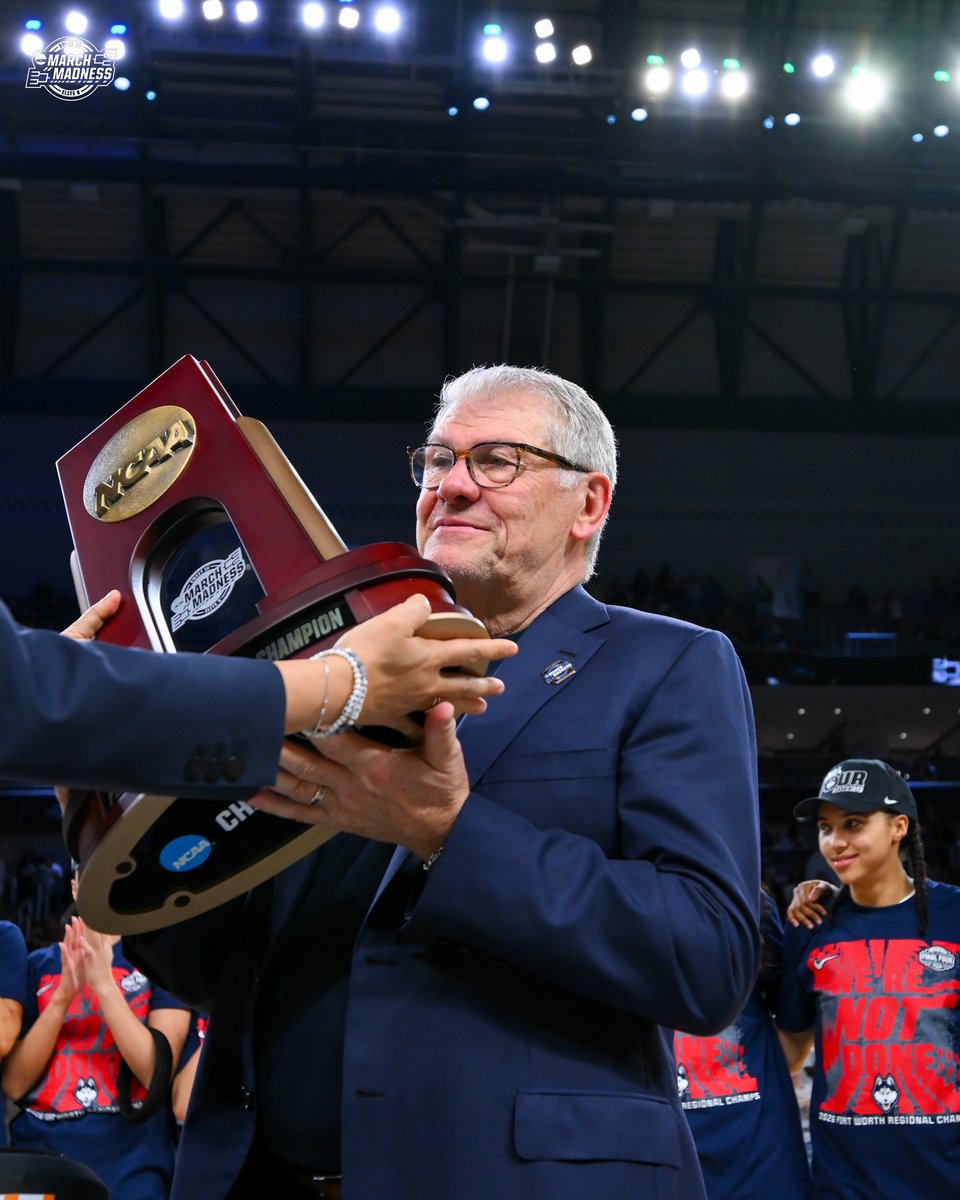 NCAA March Madness tweet media