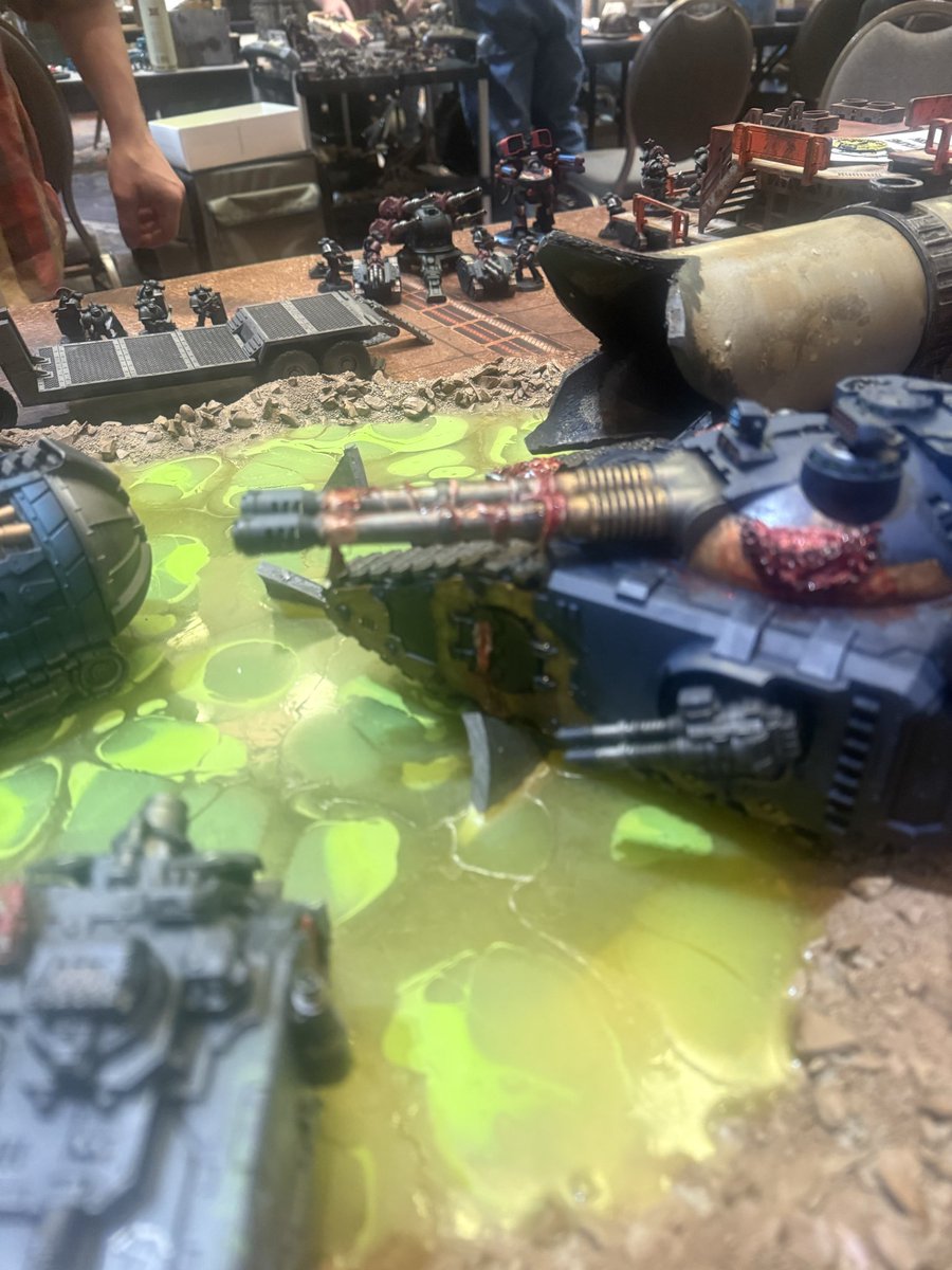 Huzzarii's tweet image. Hola ^^ 

Last day of the con tons of fun but back to society I go. As well starting me next army of assholes umu

#adepticon #adepticon2026 #nightlords #warhammer30k