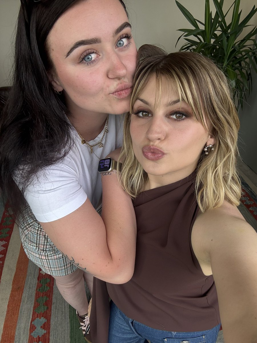 amandine🌷 tweet media