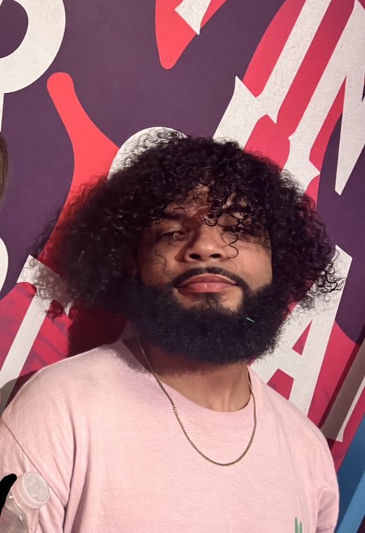 Graffiti tweet media