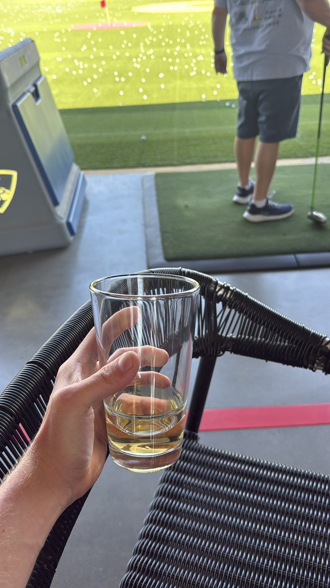 uh oh the top golf ruffian is back