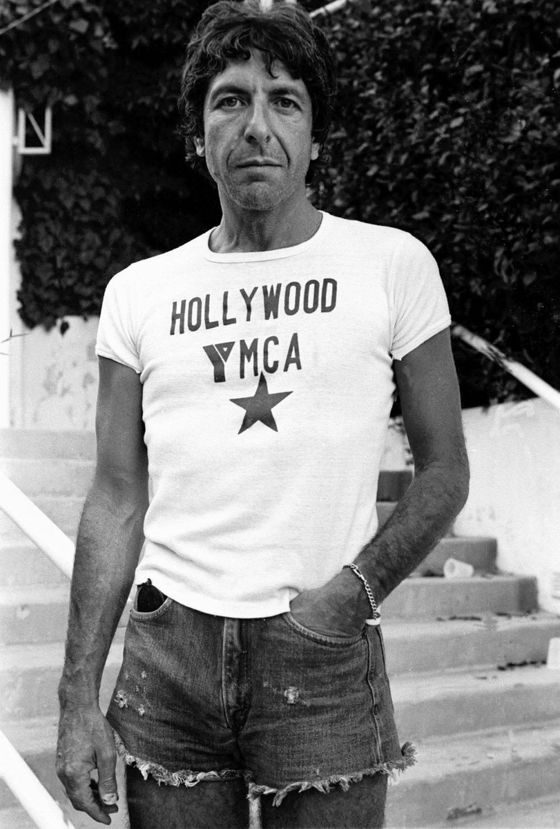 ирис tweet media