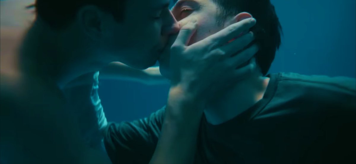 kara💪 tweet media