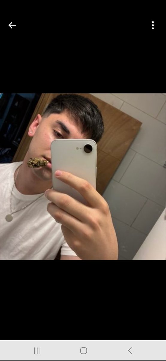 Axlord_15 tweet media