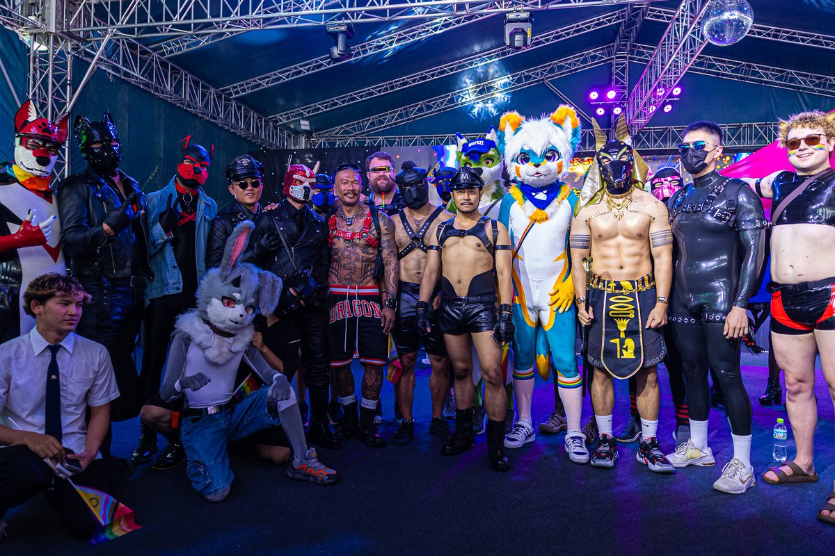 Mr.S Rubberforfun tweet media