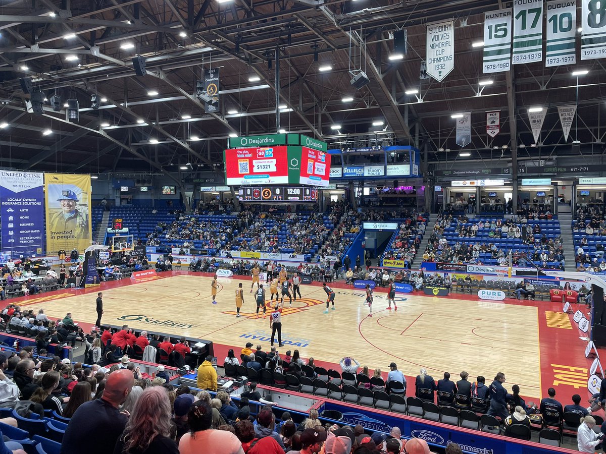 mikecommito's tweet photo. Last @TheSudburyFive game of the regular season and then the defending-title fight officially begins https://t.co/7k1OKBJzTO