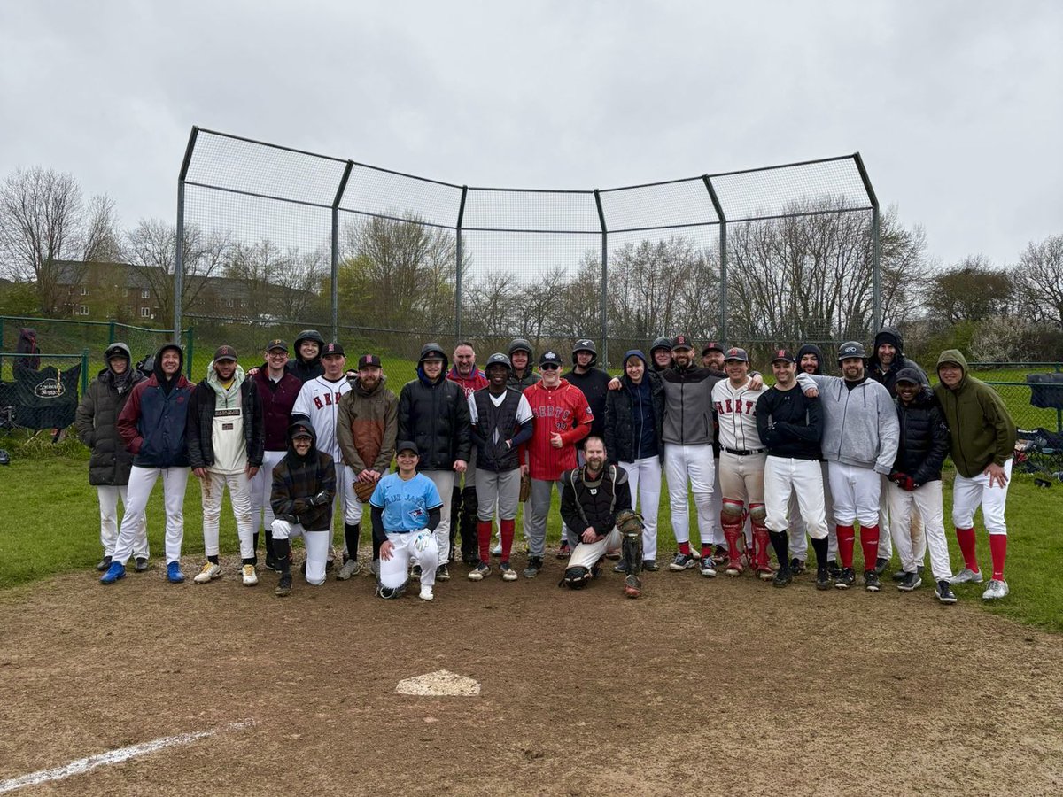 Herts Baseball Club tweet media
