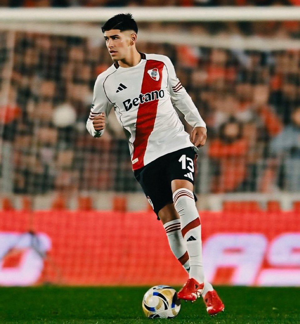 Cris ✍️🏟️ tweet media