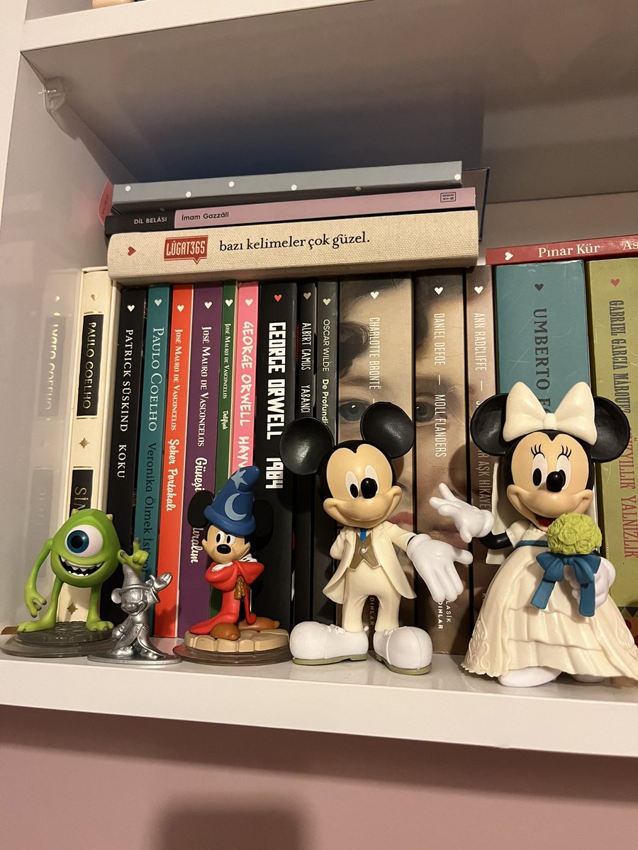 Zeynep 🎈 tweet media