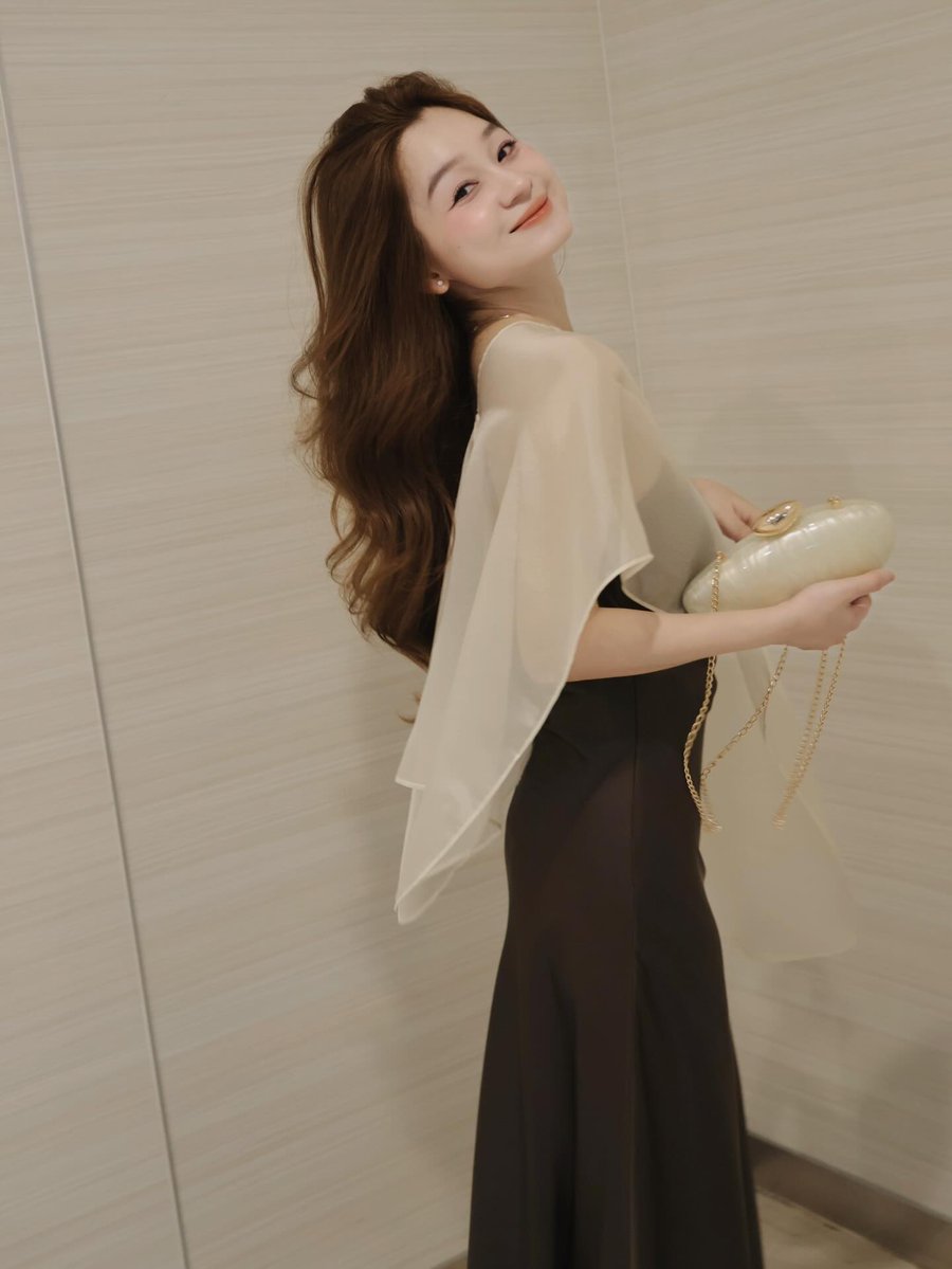 mara spagnol tweet media