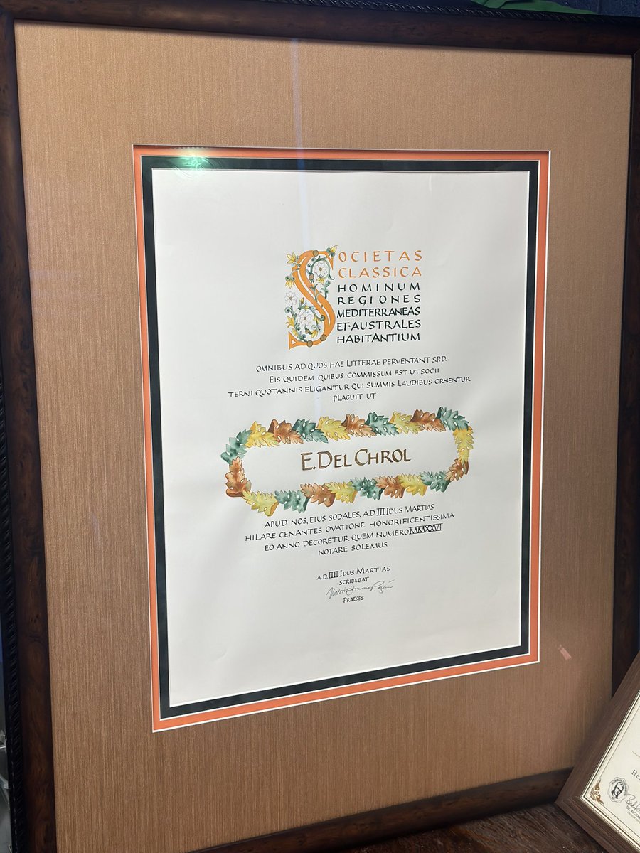 DChrol's tweet photo. Vincent at Michael’s did a gorgeous job with my CAMWS award. I love it! https://t.co/aw0MeM5Mds