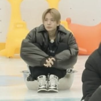 heevxnstar's tweet photo. Si les dieran a escoger entre el trabajo de sus sueños y que Heeseung vuelva a Enhypen, que escogen?

#ENGENES_MADE_ENHYPEN_7 https://t.co/pZ47zCKmsy