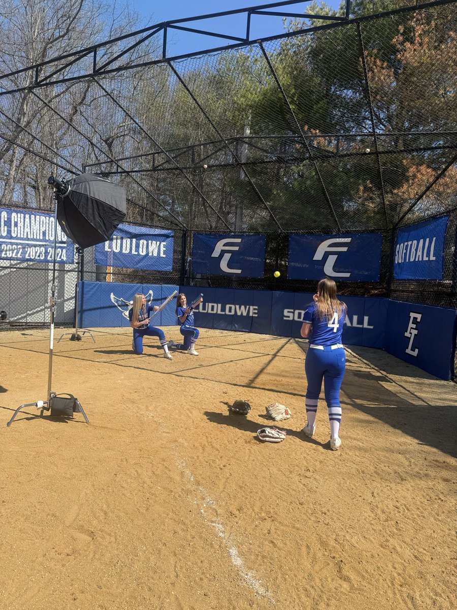 Ludlowe Softball tweet media