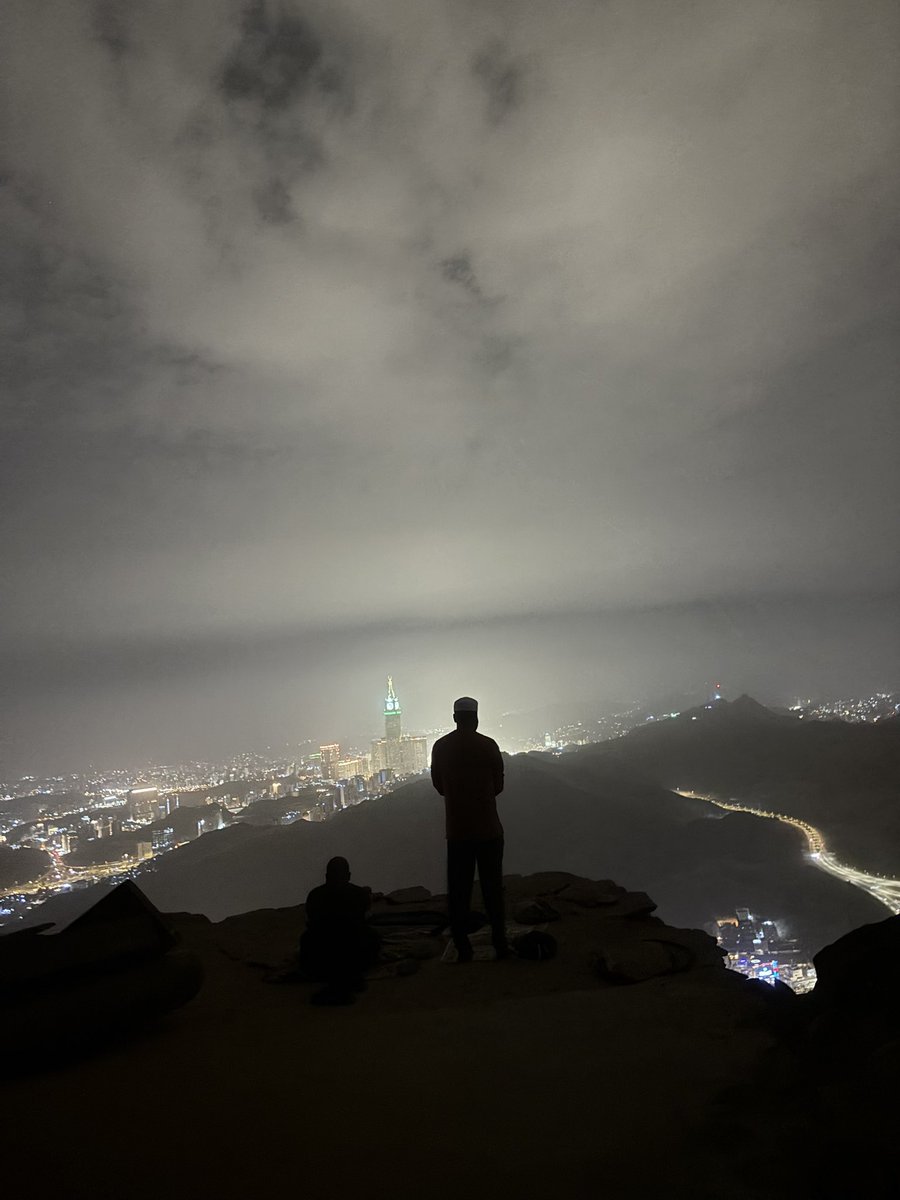 المنيعيه💚 tweet media