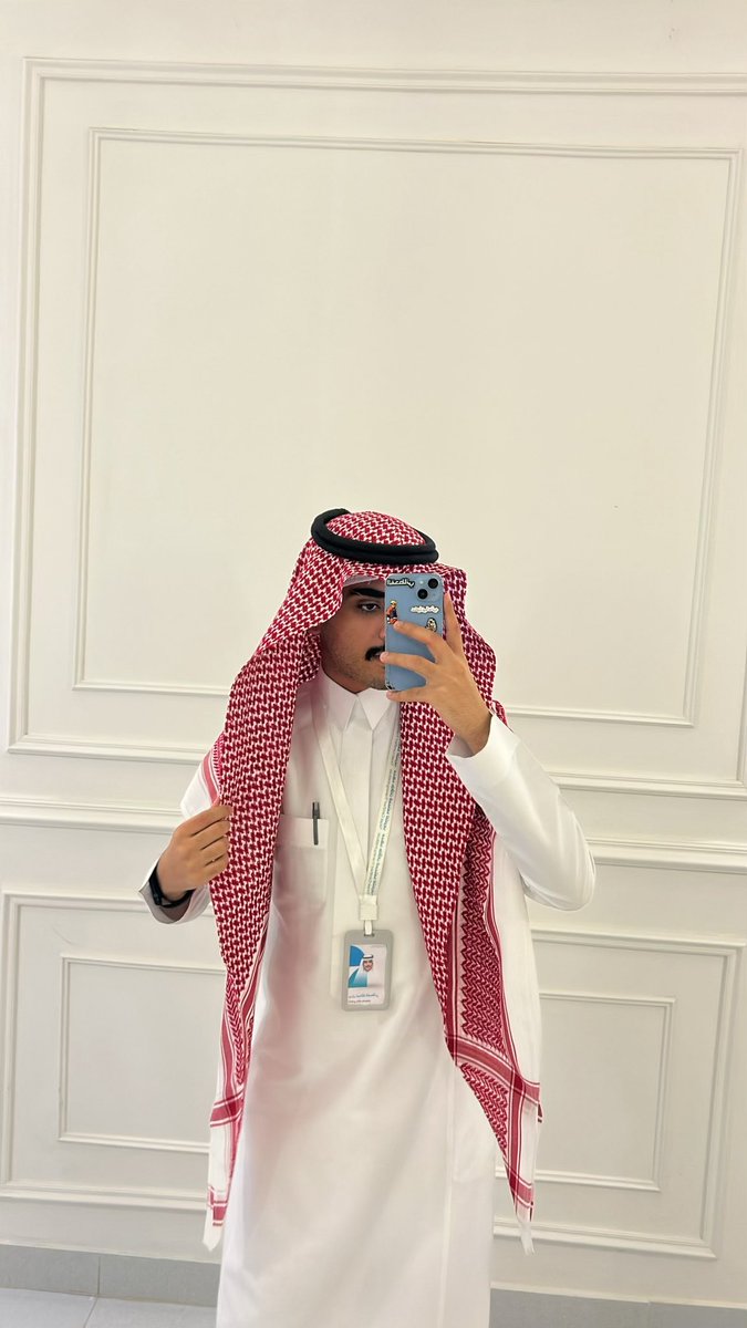 r_1s8's tweet photo. عشوائيات دوام مابعد الاجازه✨ https://t.co/mdsoBoSSxG