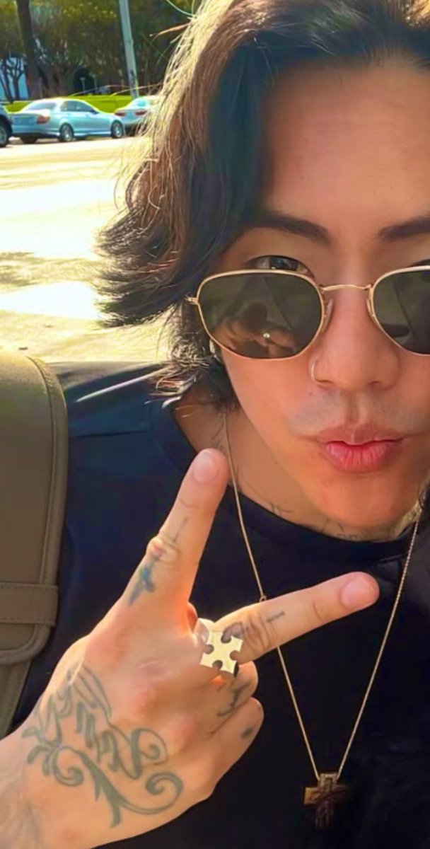 athens 🖤’s MIITO tweet media