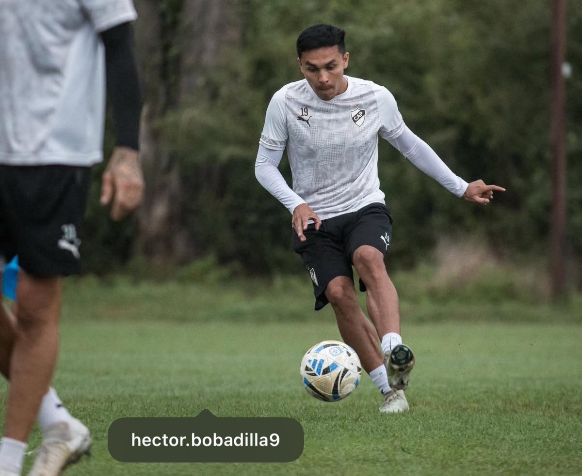 Santiago tweet media