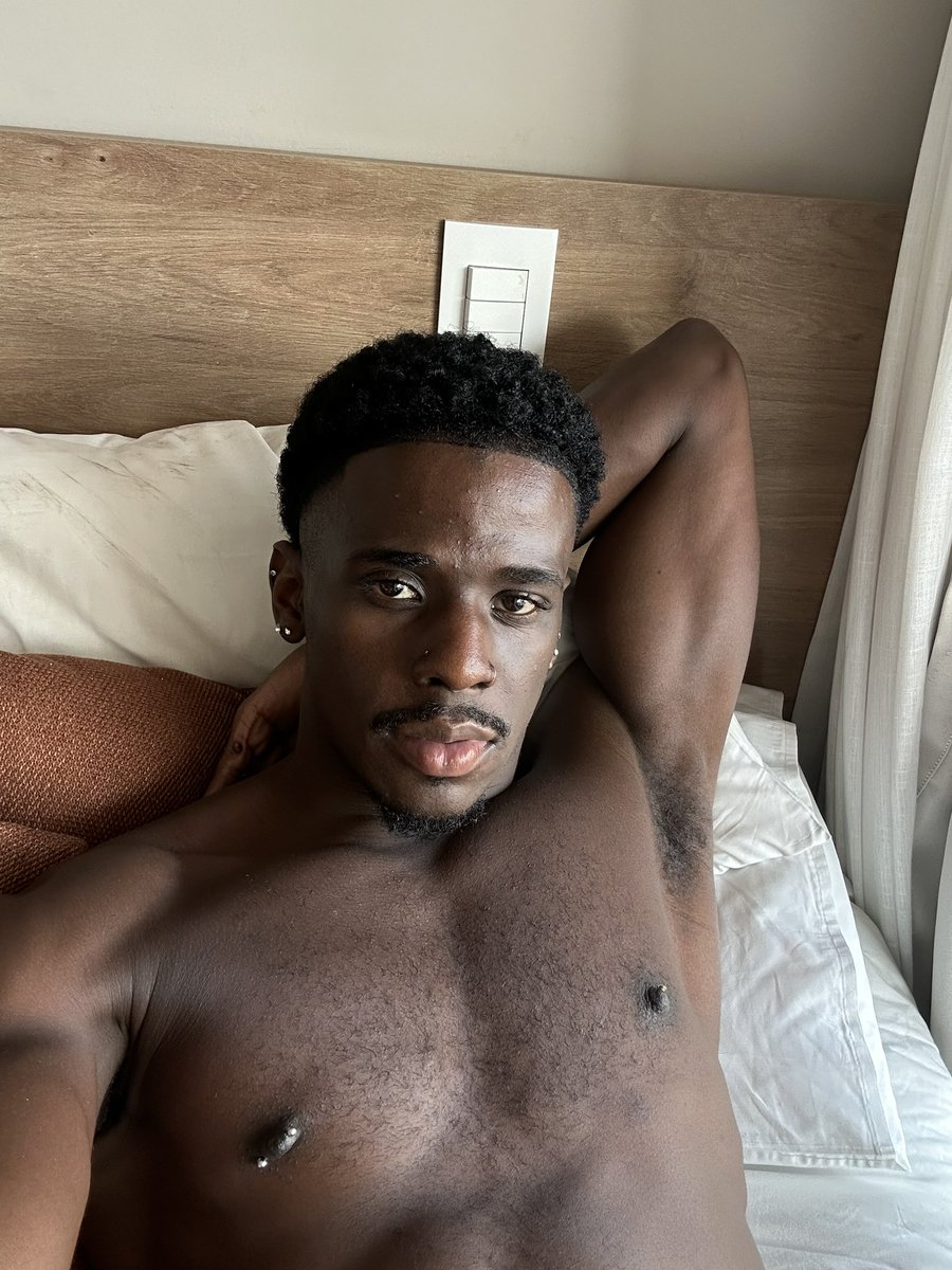 principe de wakanda🤴🏾 tweet media