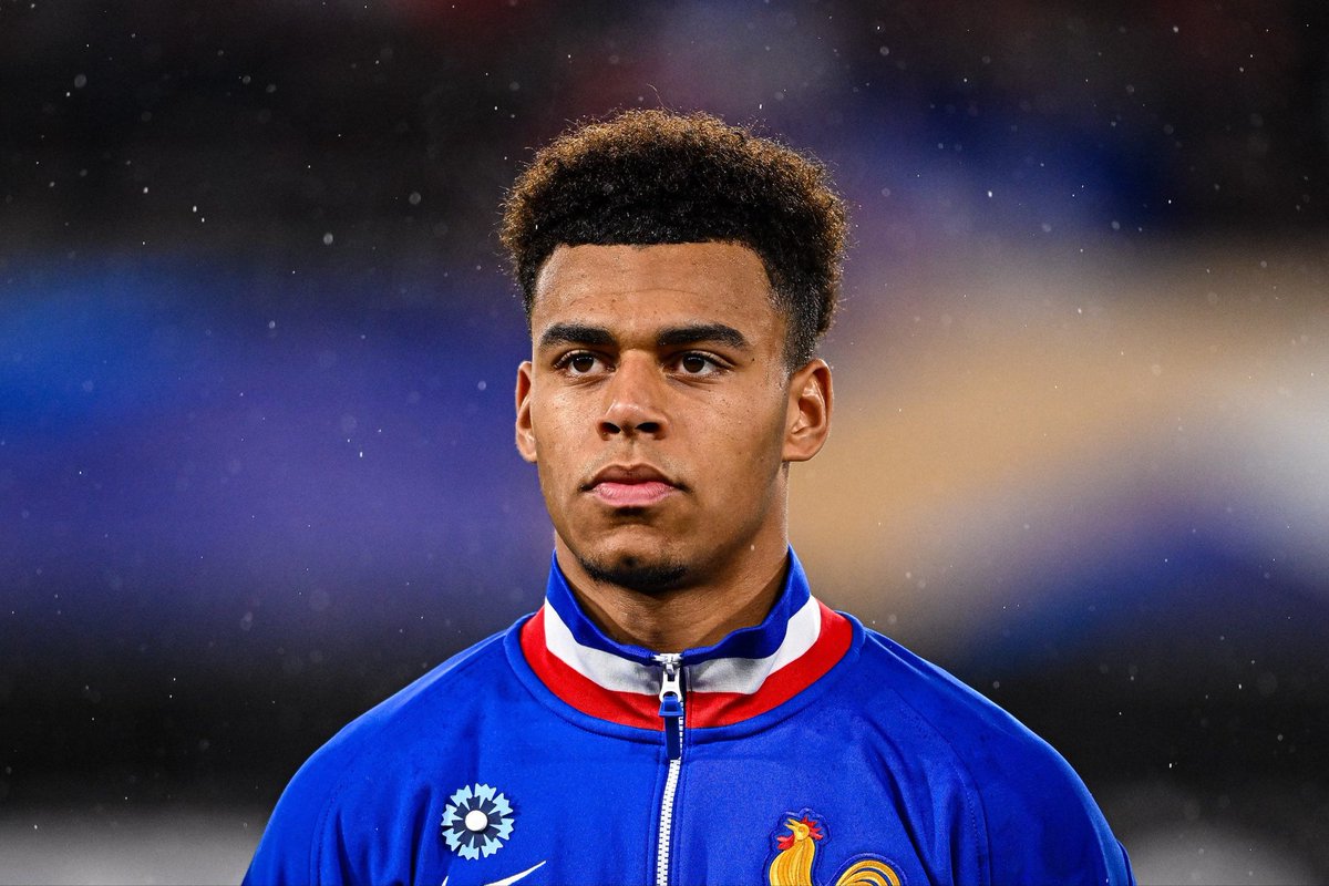 solocqqdt2's tweet photo. Les quatre ensemble, wow j’ai pas les mots.  #FRACOL #FFF https://t.co/u799R7mRgm