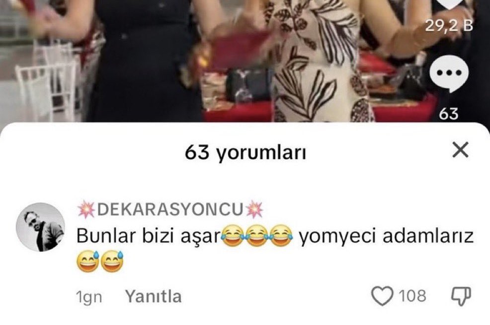 zeynep 𐙚⋆ tweet media