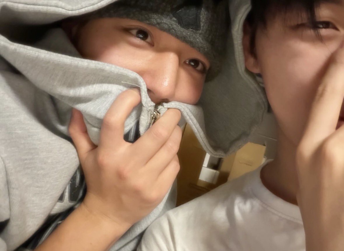 nijitagg's tweet photo. nah they fuckin 

#jihoon #choi https://t.co/Y9USPZDBCu