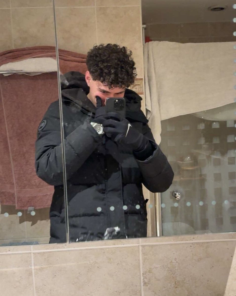 Alpha A1 tweet media