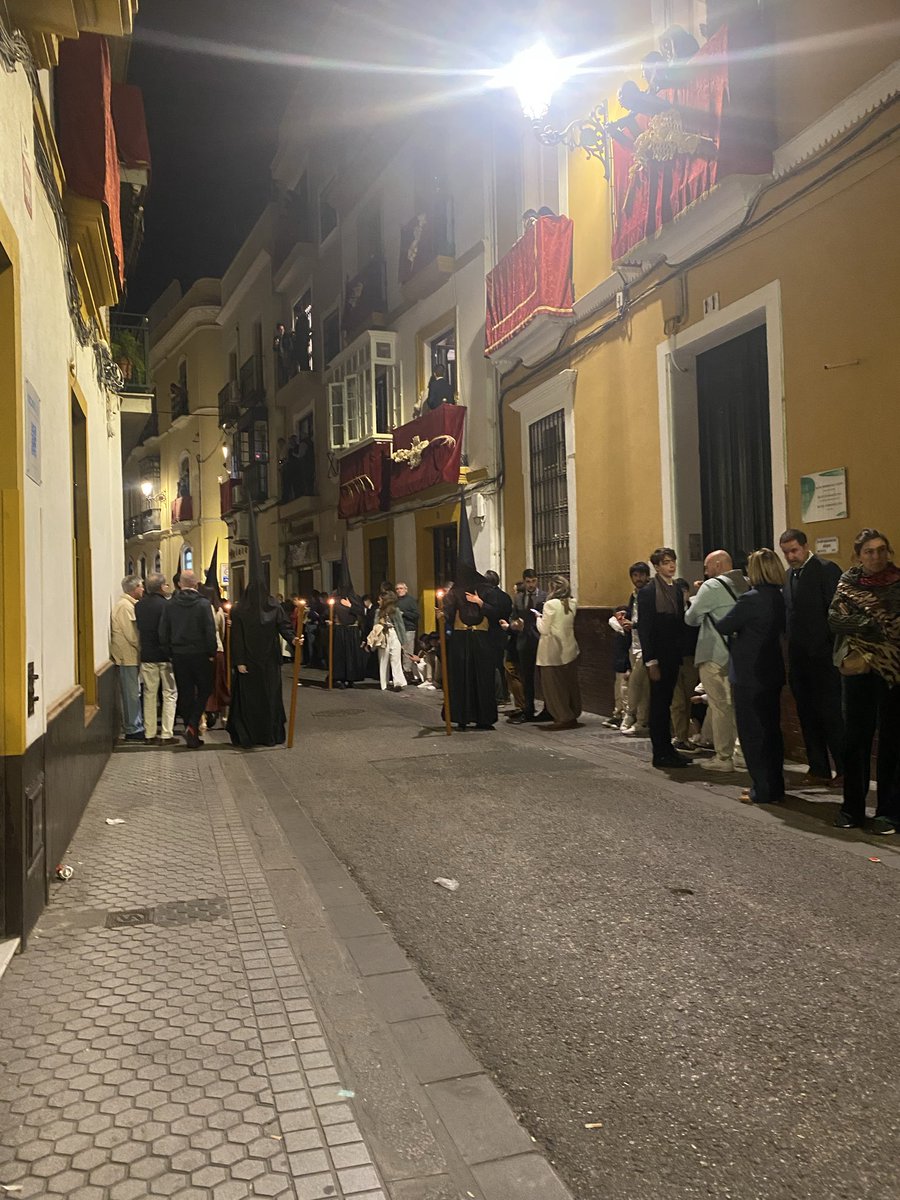 Capilleo Cofrade © tweet media