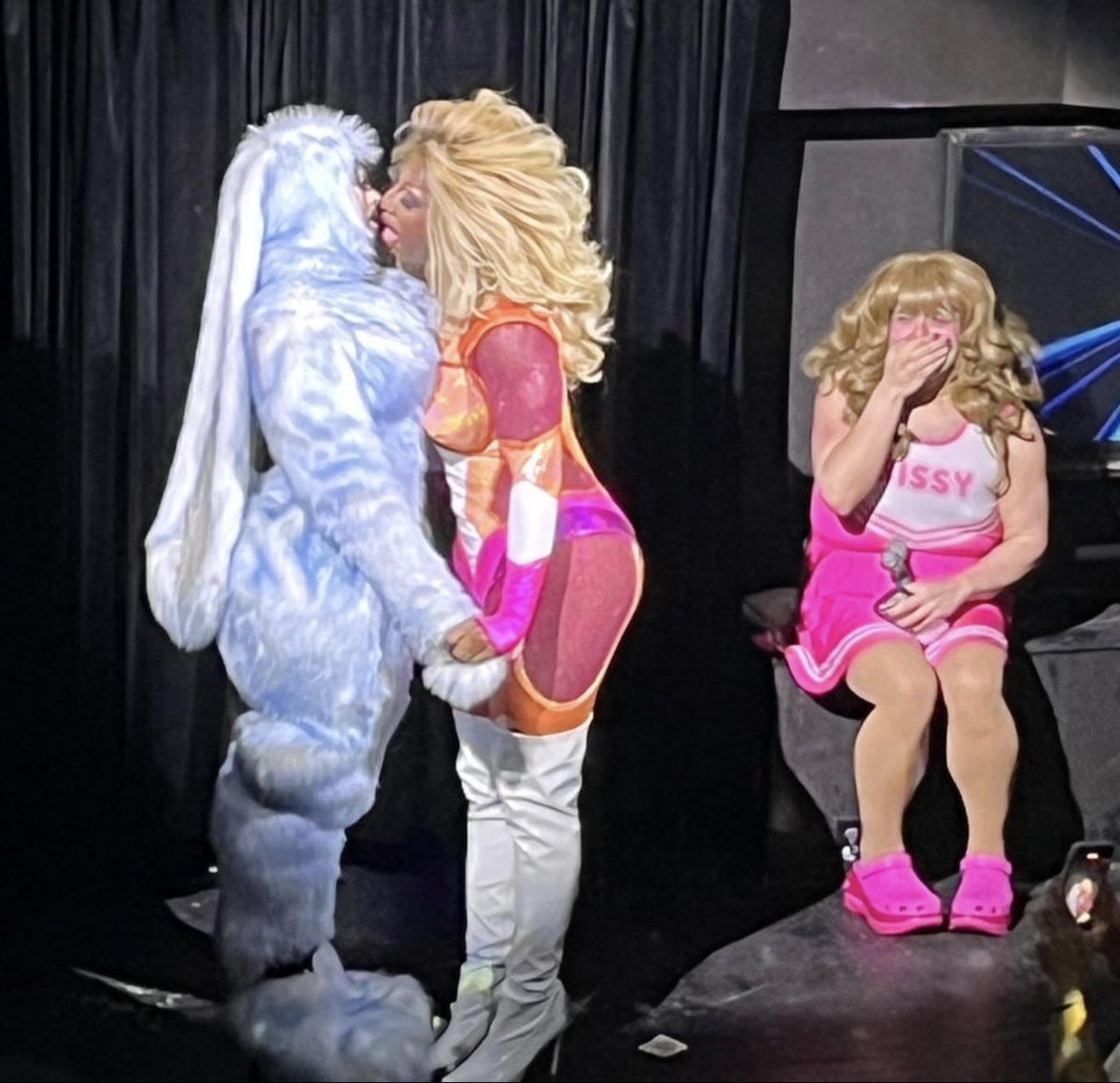 Mistress Isabelle Brooks tweet media