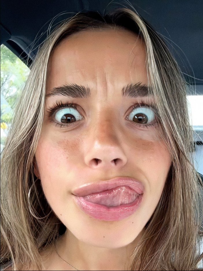 Mommy Brooke (Parody) tweet media