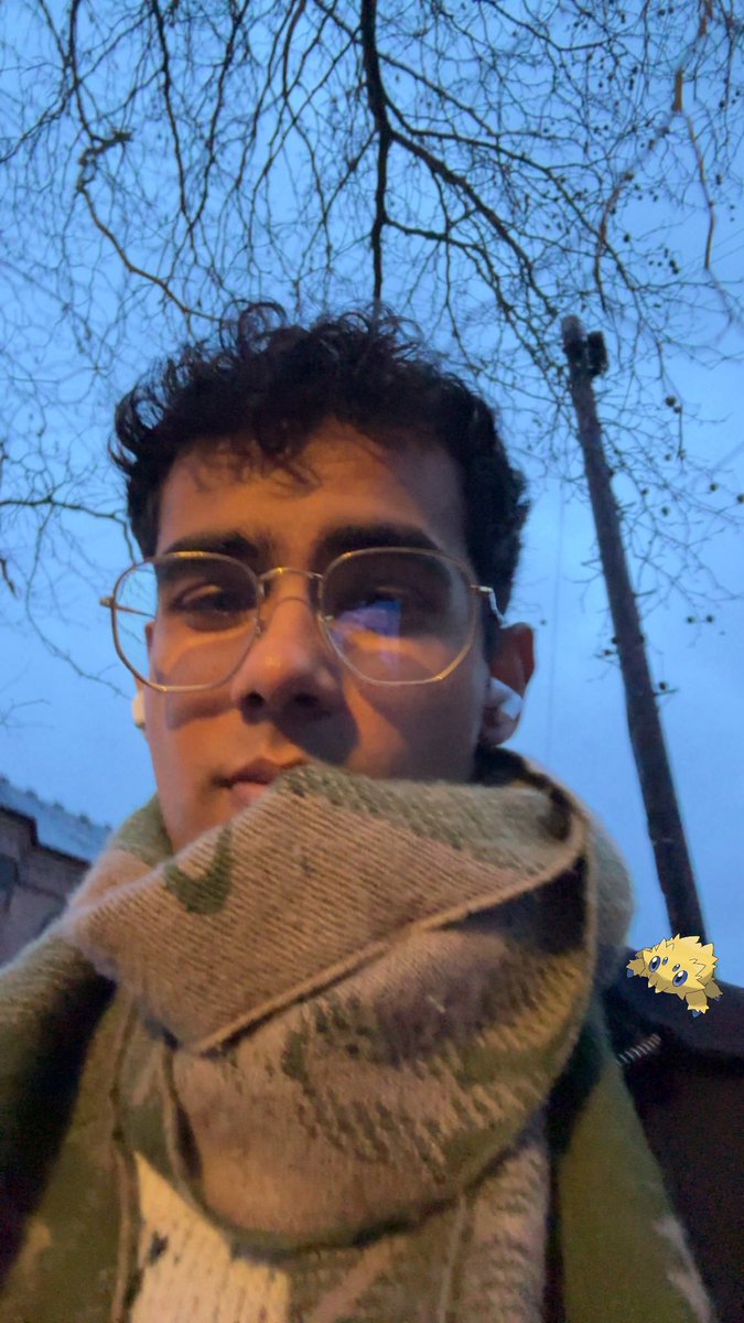 khiz 🫧 tweet media